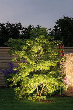 Plug & Shine Preisattraktives Starterset Zigbee 3.0 - Smart Home smik + LED Erdspieß Sting
